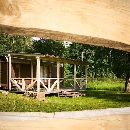 Holiday home Maringotka Aluna - Ceske Svycarsko